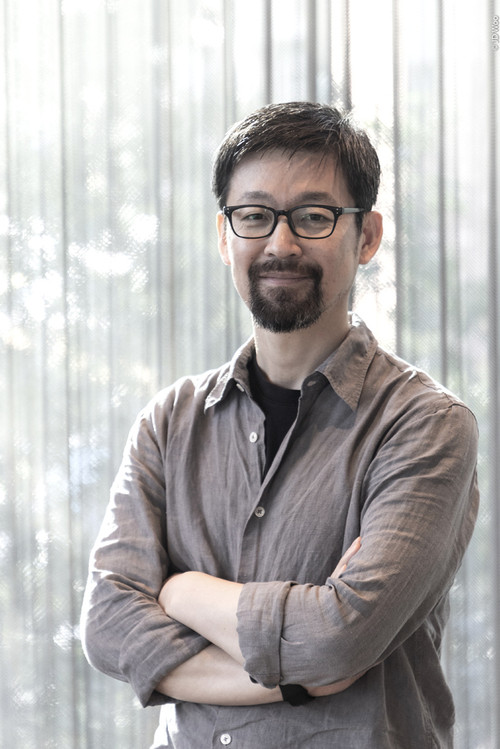 Jung Young-doo as Self - Host