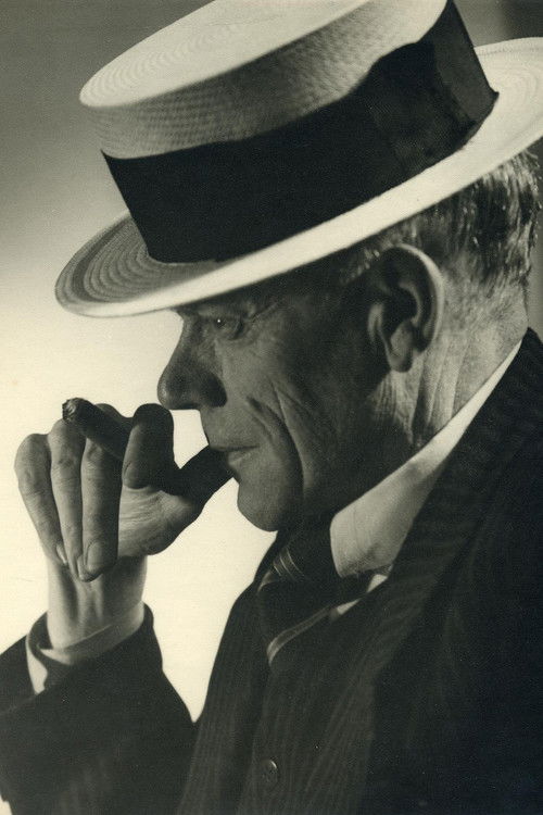 Karl Valentin as Rudolph Brummer