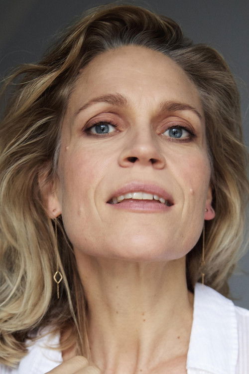 Stine Prætorius as Silje Nordahl