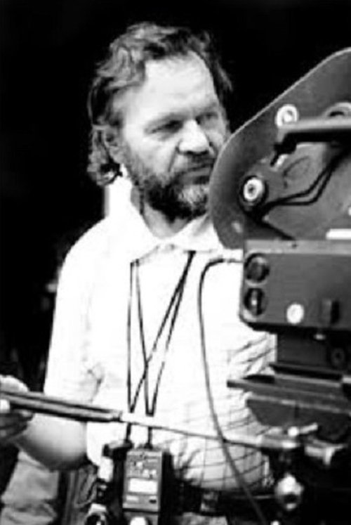 Vladimir Ilin as Priest