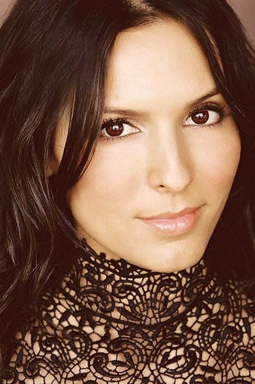 Elisha Skorman as Kat (as Elisha Renee Sutton)