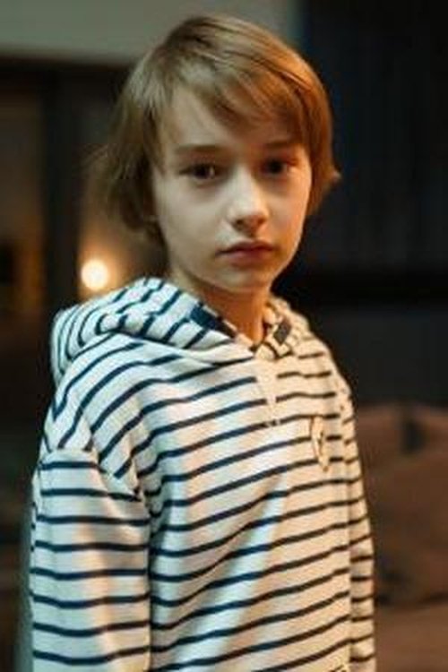 Stefan Wójcik as Son