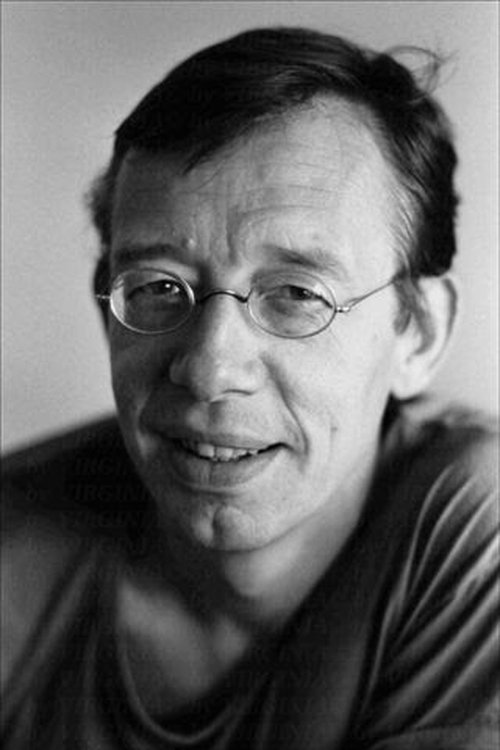 Hark Bohm as Senkenberg