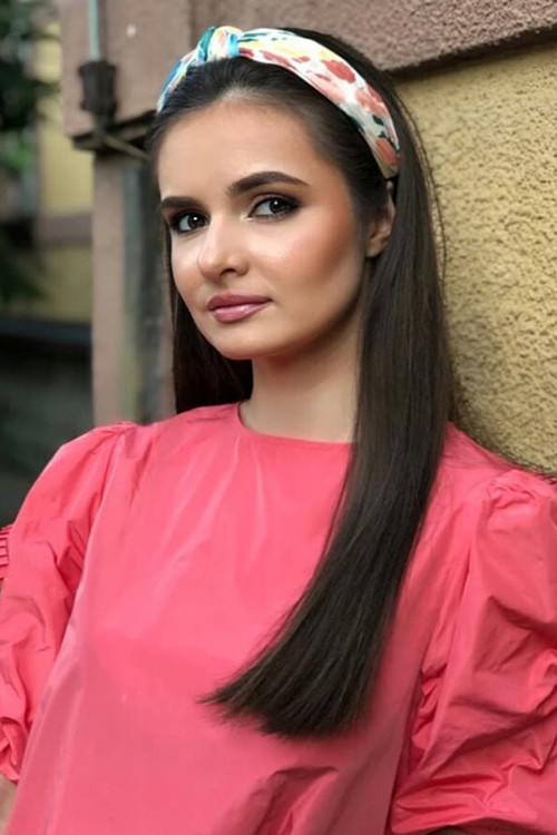 Milica Glogovac as Vera Kuruzović