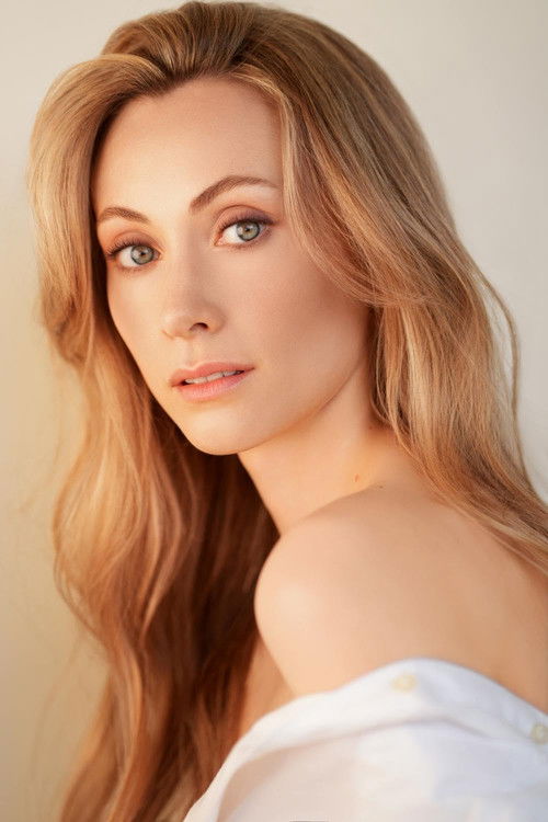 Cassie Collis as Sarah