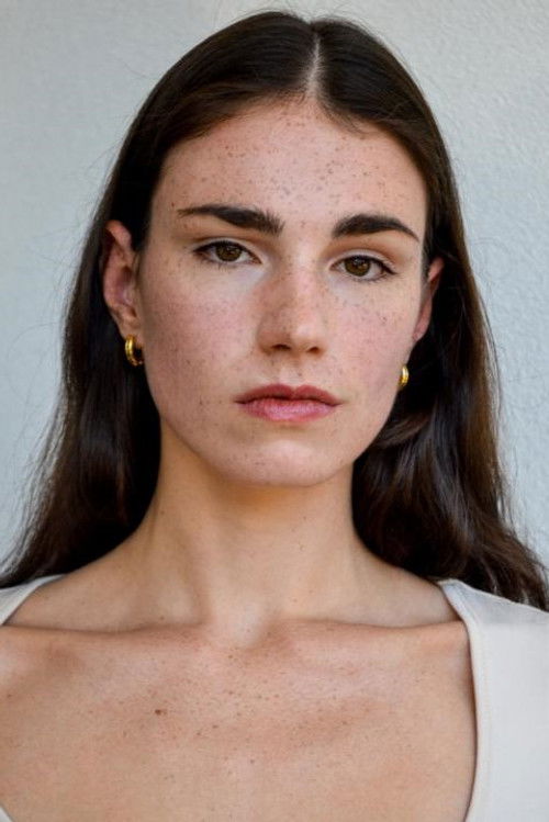 Ashlynn Celia Cox as Jessica