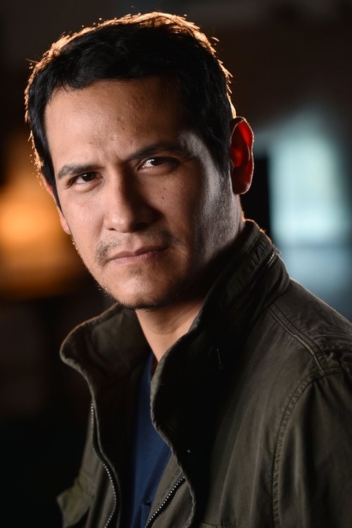 Jaime Zevallos as Agent Phillips