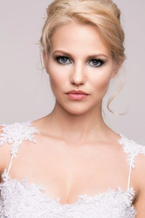 Laura Flannery as Jackie