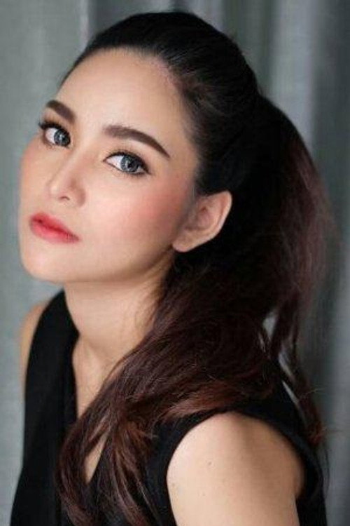 Praewa Praeissarha Pookawanuch as Krenika