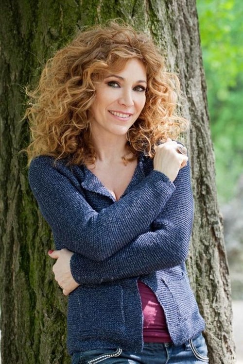 Vera Castagna as Prof. Stern