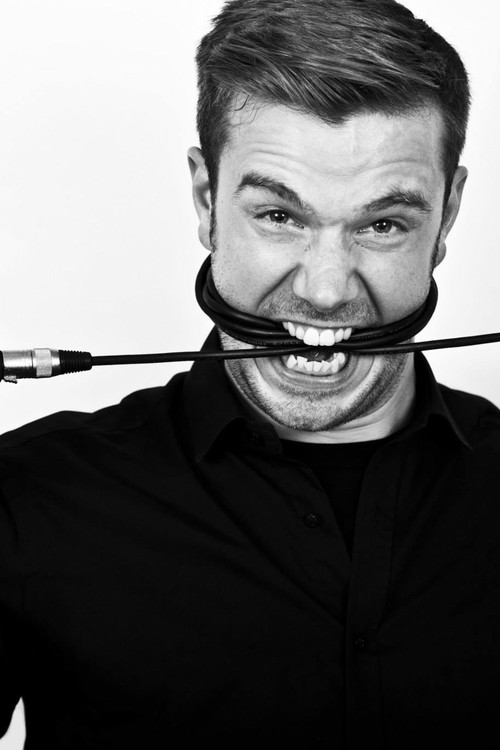 Richard Massara as Sam