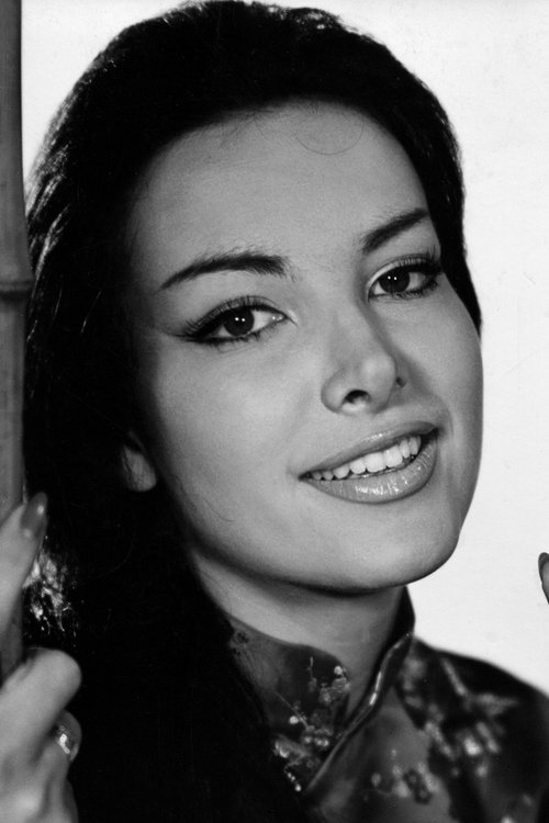 Petra Schürmann as Susan