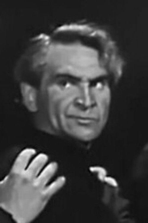 Viktor Suskin as Sayenko