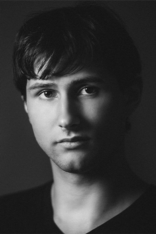 Claudio Corvari as Ragazzo