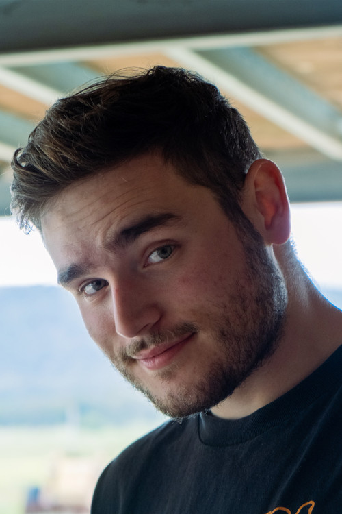 Jack Ruefli as Newsreader #1