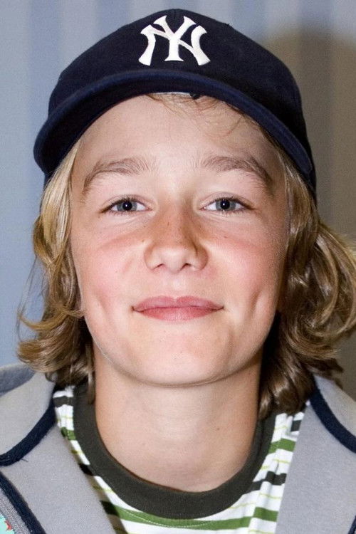 Jakob Wilhjelm Poulsen as Ole