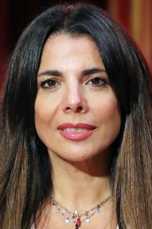 Mietta as Ispettrice Sfaragara