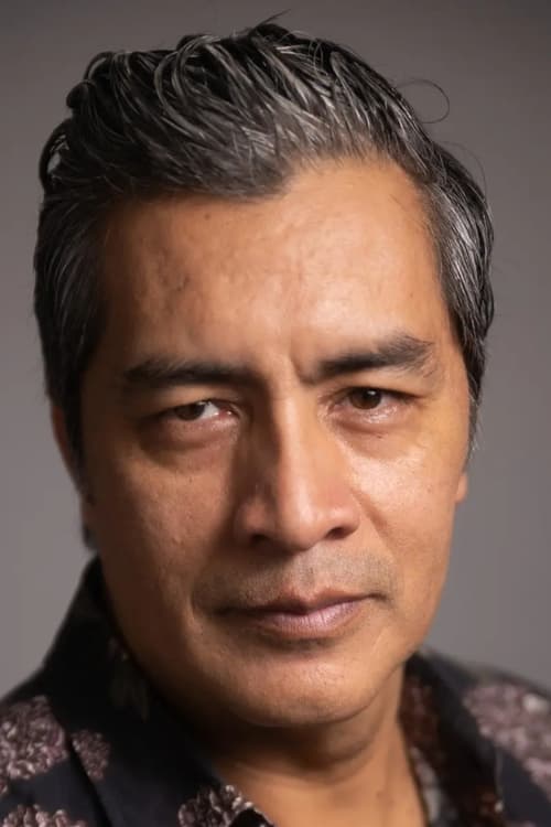 Marco Antonio Argueta as Santos