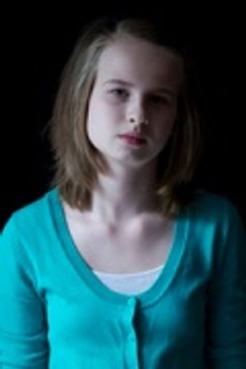 Liza Patrikeeva as Sasha