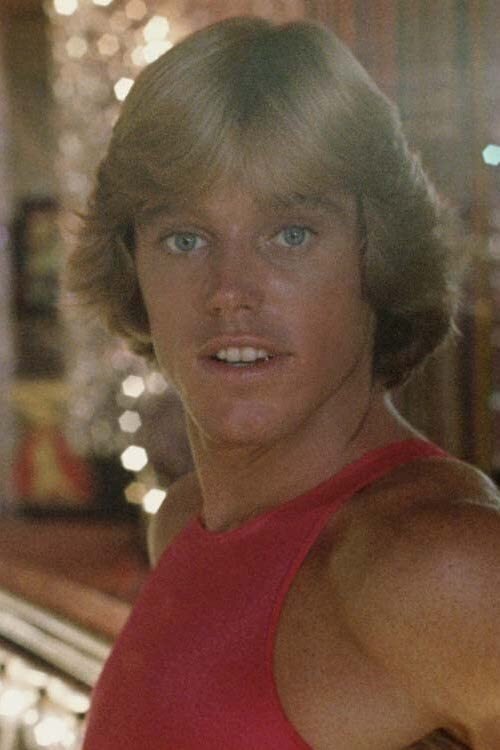 Greg Bradford as Freddie