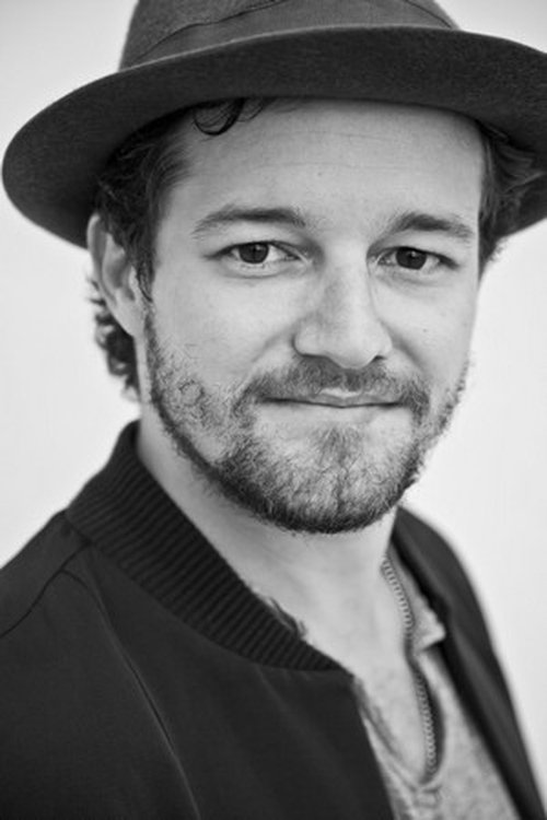 Brando De Sica as Asprenio Orsini Varaldo