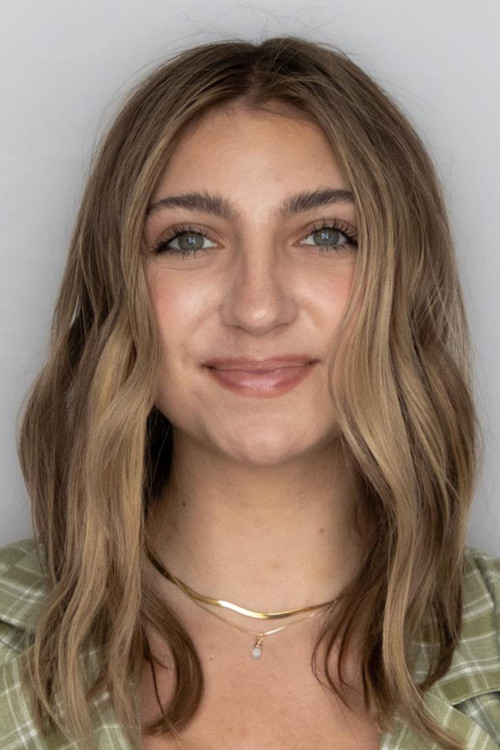 Kamri McKnight as Violet Reed