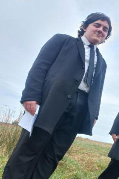 Oliver Walkin Bell as Man 1