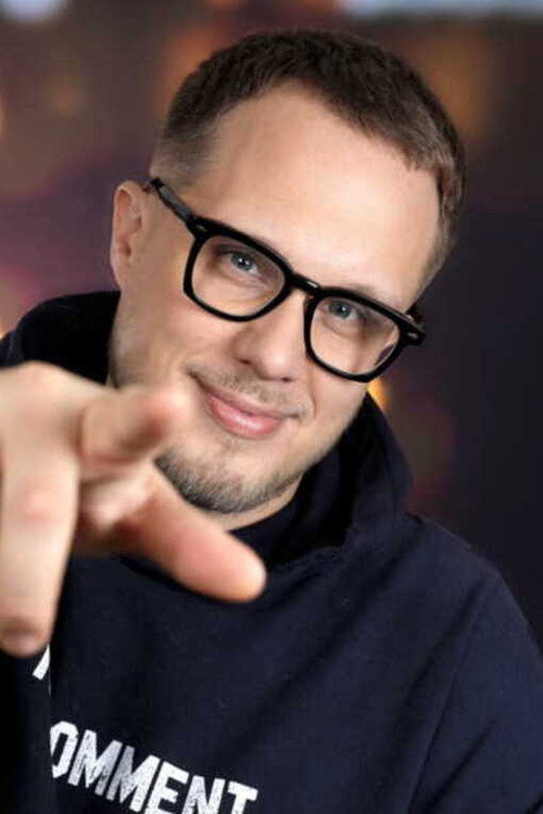 Guillaume Genton as Self