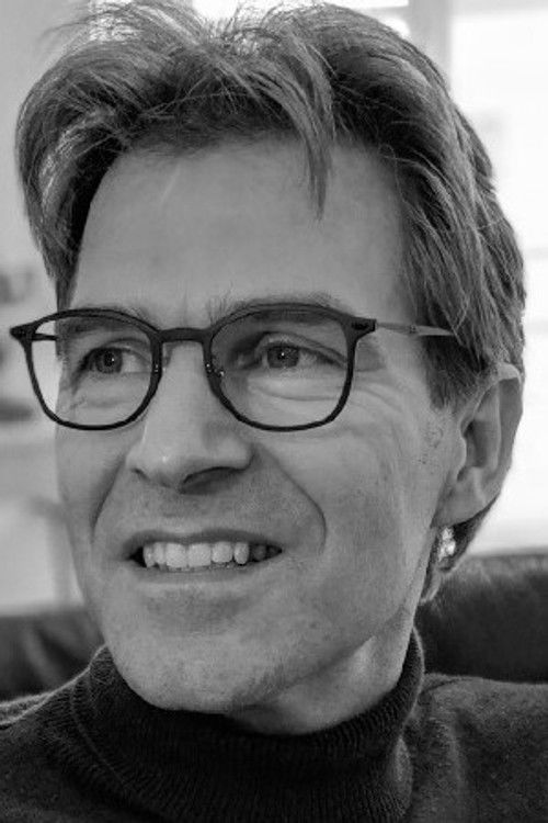 Quentin King as Karsten