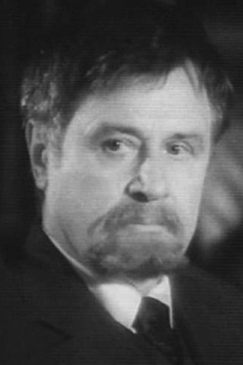 Mikhail Postnikov as Prof. Arsenew