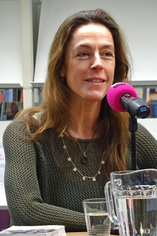 Mirjam van Hengel as 