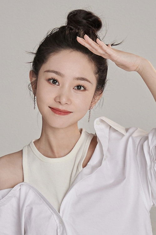 Meng Jiaxin as Feng Jia