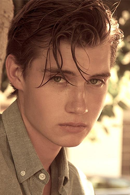 Jordan Ver Hoeve as Luke