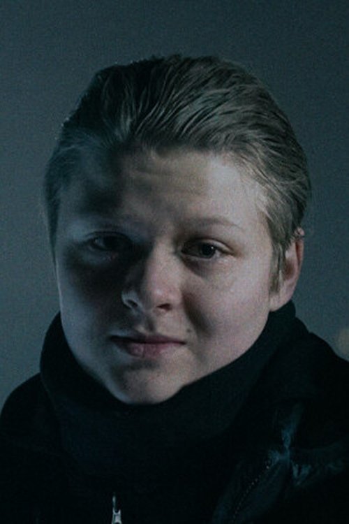 Olle Strand as Dogge