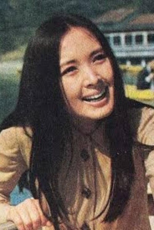 Yūko Tobe as Natsuko