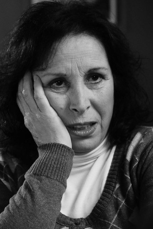 Filomena Gentile as Pedro's mother