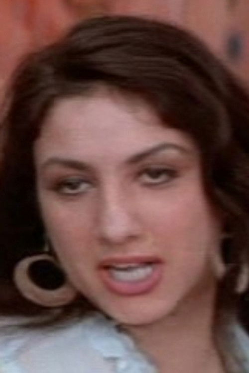 Zemfira Zhemchuzhnaya as молодая цыганка