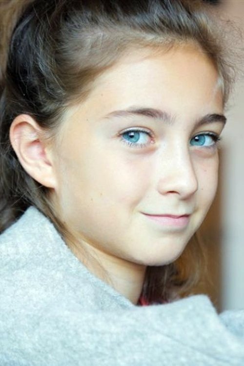 Louise Vidal as Alice Loubier