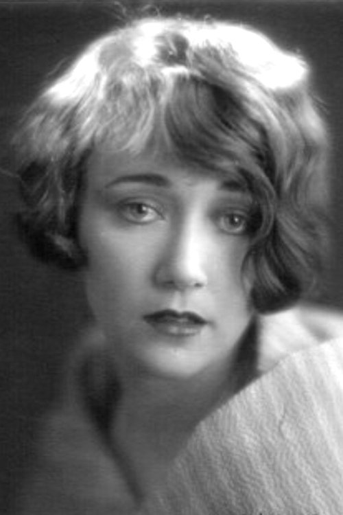 Duane Thompson as Society Girl (uncredited)