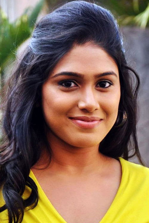 Manisha Yadav as Kanmani