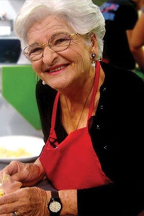 تيتا لطيفة as 