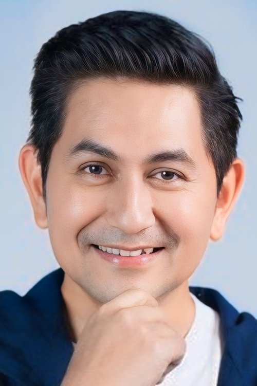 Bhanudej Vatanasuchart as 