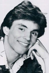 Eddie Castrodad as Joe Romero
