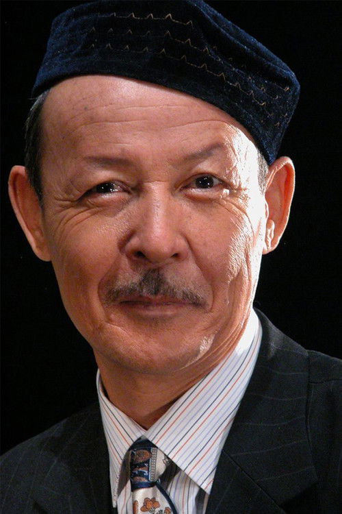 Kadyrbek Demesin as Grandfather of Aliya