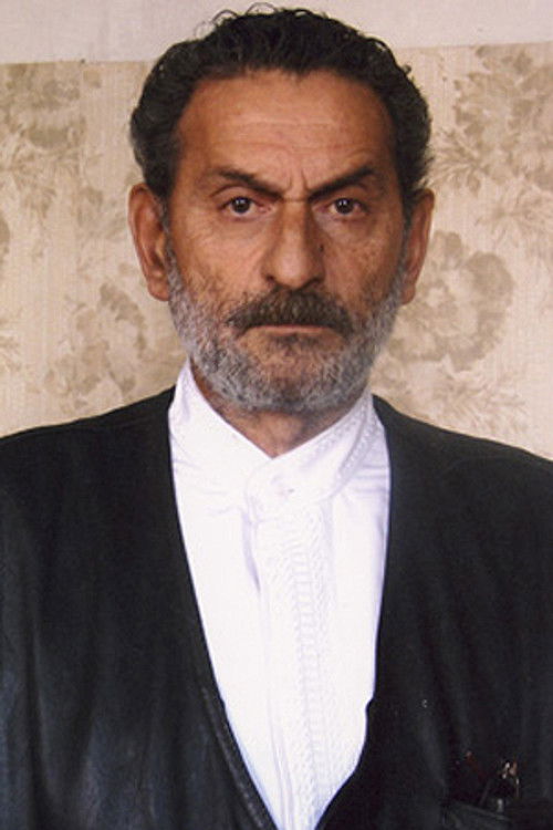 Suleyman Najafov as Villager
