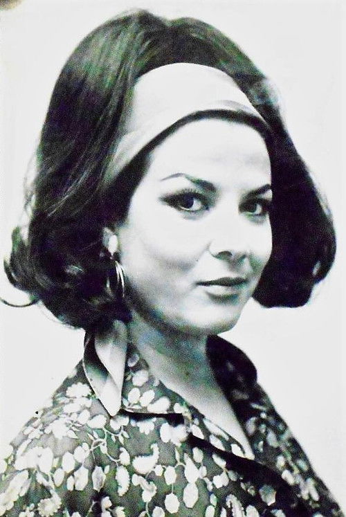 Pilar Cansino as Simonetta
