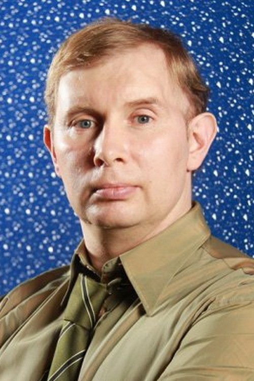 Aleksandr Soldatov as Витя Давыдов