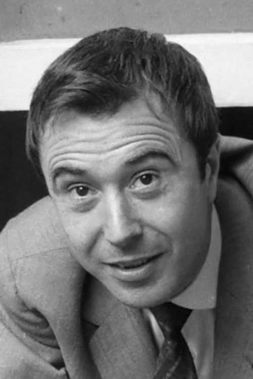 Paul Cammermans as Hektor Morgenhand