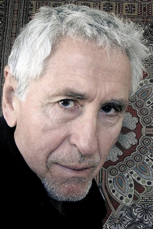 Vladimir Skomarovsky as Interpol Interrogator