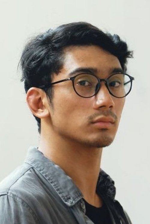 Daffa Wardhana as Bossas
